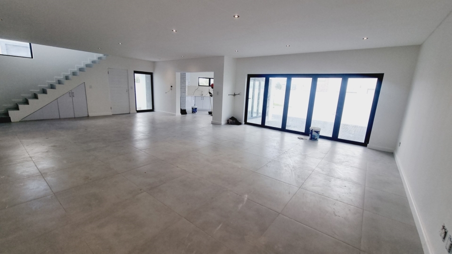 4 Bedroom Property for Sale in Sandown Western Cape